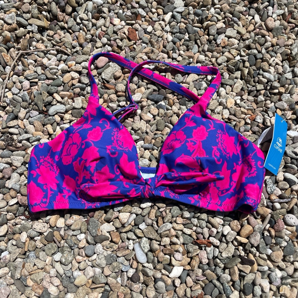 Women's Pink & Blue Floral Bikini Top CUPSHE size M. Brand new with tags!